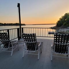 The Lookout At Lakewood, By M Host