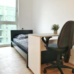 HolidayHome Apartments I Private Room in Shared Apartment