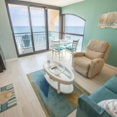 Coastal escape w balcony & beach access