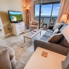 Stunning Views! 2BR Oceanfront,Beach Cove & pools