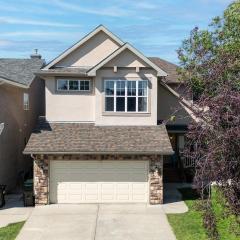Luxury Home with 5 BR, 9 Beds, 4BA, sleep 12, AC, Crib