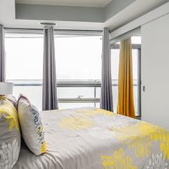 Sunshiny 1 BD 61st Floor Outstanding View