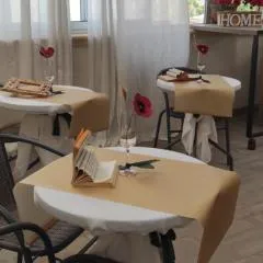 HOME DOLCE LUNA