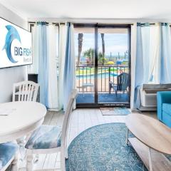 First Floor,Direct Oceanfront,Beautiful Decor,Nice