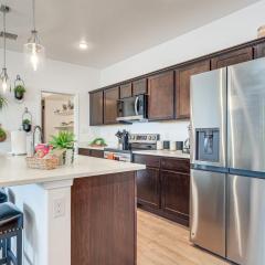 Home with Private Patio 10 Mi to Rio Grande!