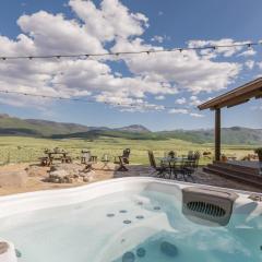 Red Mountain Cabin at The QD