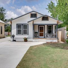 1 Mi to Landa Park New Braunfels Home with Patio!