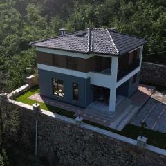 Villa saklı bahçe