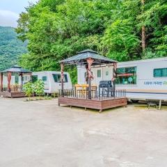 Gangneung Demuir Caravan
