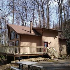 Shady Woods Retreat 3BR Chalet