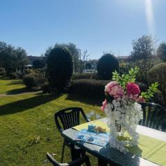 Lovely flat with garden