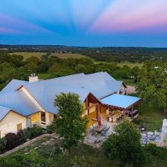 Luxury Ranch w/Pool-Hot tub-Near Fred!