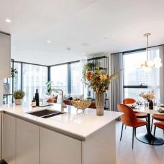 Central Canary Wharf Stunning