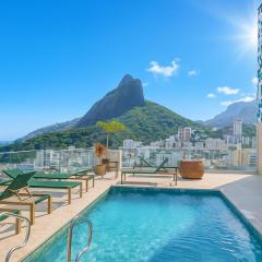 Flat com varanda, vista mar e Cristo