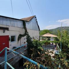 Sweet Home 2