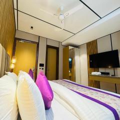 JS Residency Luxe Collection Hotel Near Nizamuddin Railway Station