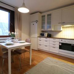 Spacious Apartment for 4 with Sauna