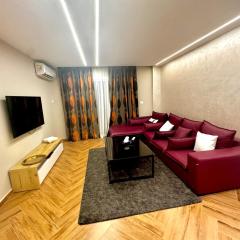124/4/32 · Luxurious 3BR-Stunning Patio&View+5G Wifi Madinaty