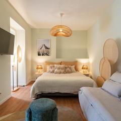 Cozy Lisbon Flat with Terrace