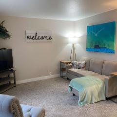 Quiet cozy centrally located furnished apt #2
