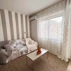 Garden view apartment in Sanremo with veranda