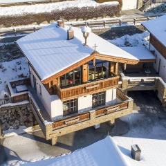 Chalet with Sauna and Natural Pool