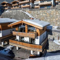 Chalet near Ski Lift with Garden