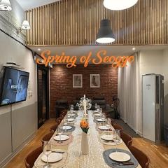 Spring of Seogyo 307, 5 minutes on foot from Hongik University Station