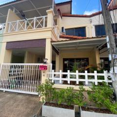 Kata beach Townhouse BL2