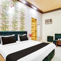 Hotel Platinum Nearest Raj Bagh Metro Station Saheed Nagar
