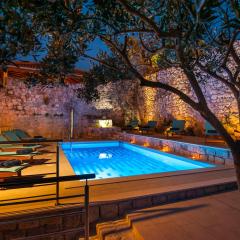 California Apartments