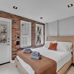 SoHo Designer 2BR with balcony