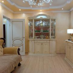 3 Rooms of the Sun Almaty Center Apartment