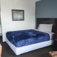 Queen Bed Hotel Room 227