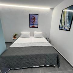 Petite Economy Lodge