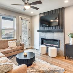 Brand-New Townhome with Hot Tub, 4 Mi to Winter Park