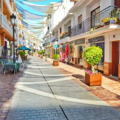 Sunny Studio in Nerja Center with Balcony close to Beach
