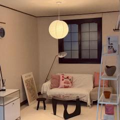 Seodamjae - Cozy 2 Bedroom Seodaemun Station Sleeps 6