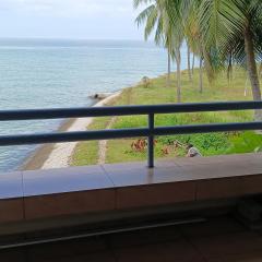 pd homestay 2 bilik tidur view pantai Corus paradise Lagoon seaview beach