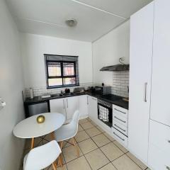 3-Bedrooms Apartment in Bushmill Amorosa