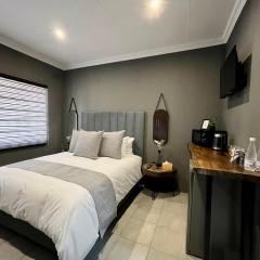 OR Tambo Guest Retreat Unit 3