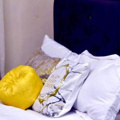 10 minutes to Karura forest Studios in thindigua Kiambu