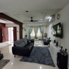 Ujana Kingfisher double storey 3 Bedroom - Farah Biz Homestay