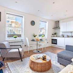 BnBNova - Fitzrovia with Balcony near Oxford Circus