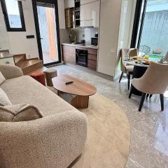 Luxurious Boho-Styled Duplex - Rooftop Sky Pool