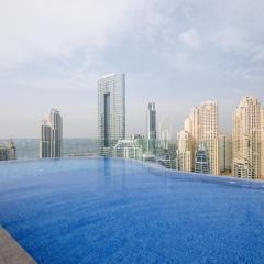 Stunning 1BR in Dubai Marina, Canal View