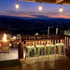 The Hilltop Haven - Romantic Getaway Suite
