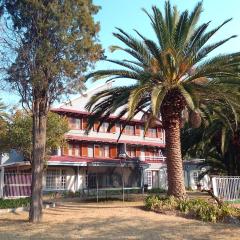 The Glenwood RRR Guesthouse