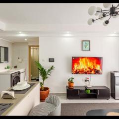 Blume Homes - One bedroom apartment in Westlands - Short walk to Sarit and Westgate Mall