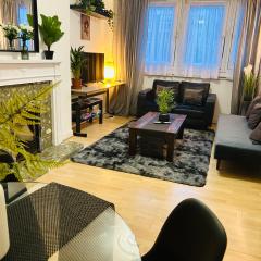 Beautiful 3 bedroom Maisonette